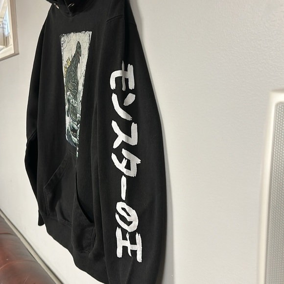 Godzilla Woodcut Emerges From Tsunami Hooded Sweatshirt ocean, S - Picture 3 of 6